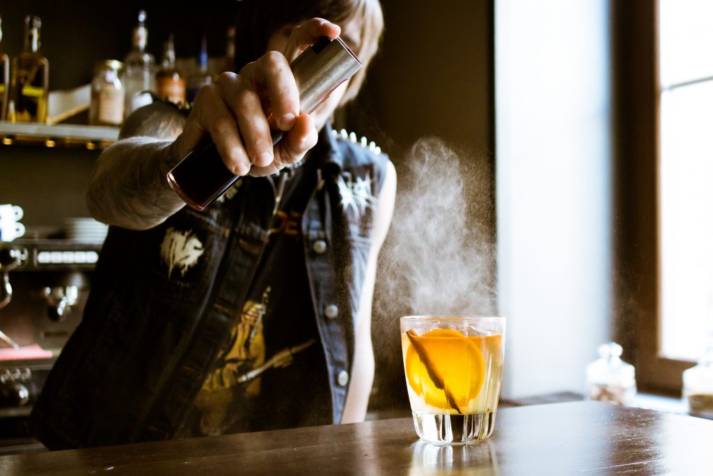 Rượu mùi whisky tốt nhất để pha chế cocktail